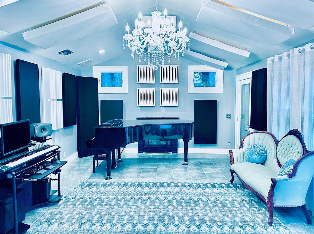 Silver Moon Sound The Silver Moon Sound recording studio in Santa Cruz. It is a very large blue room with a grand piano, glass chandelier, and victorian sofa.